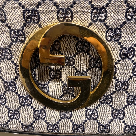Vintage Gucci Shoulder Bag - Picture 2 of 12